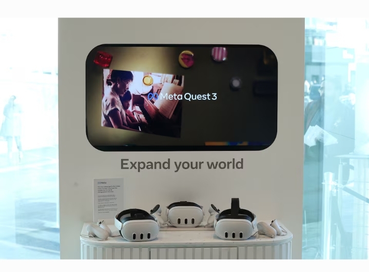 Meta Quest VR headset